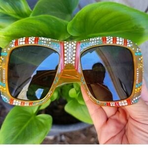 Gucci oversized sunglasses